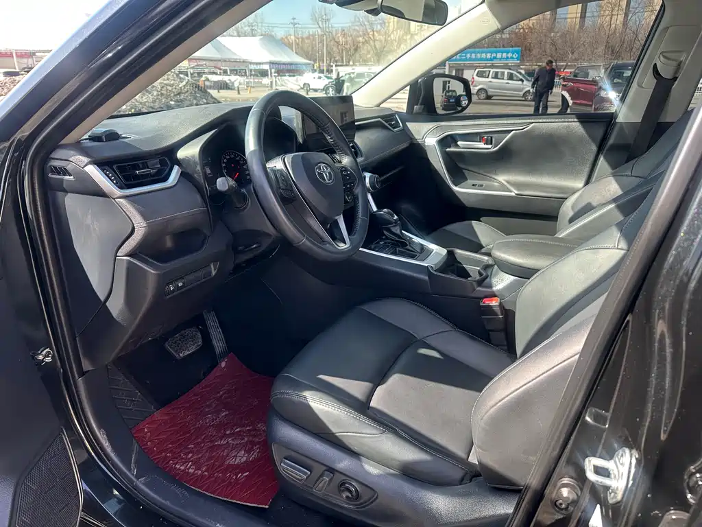 Wilanda 2022 2.0L CVT two-wheel drive luxury version купить на сайте DeffCars