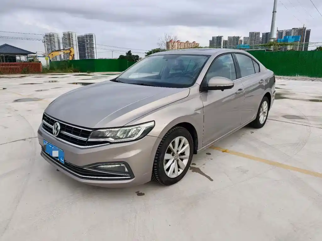 Bora 2019 1.5L automatic comfort model купить на сайте DeffCars
