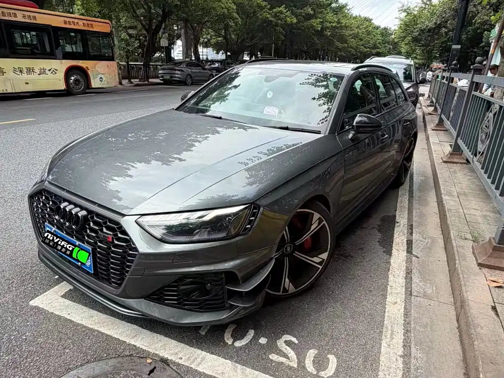 Audi RS 4 2021 RS4 Avant Dark Gold Edition купить на сайте DeffCars