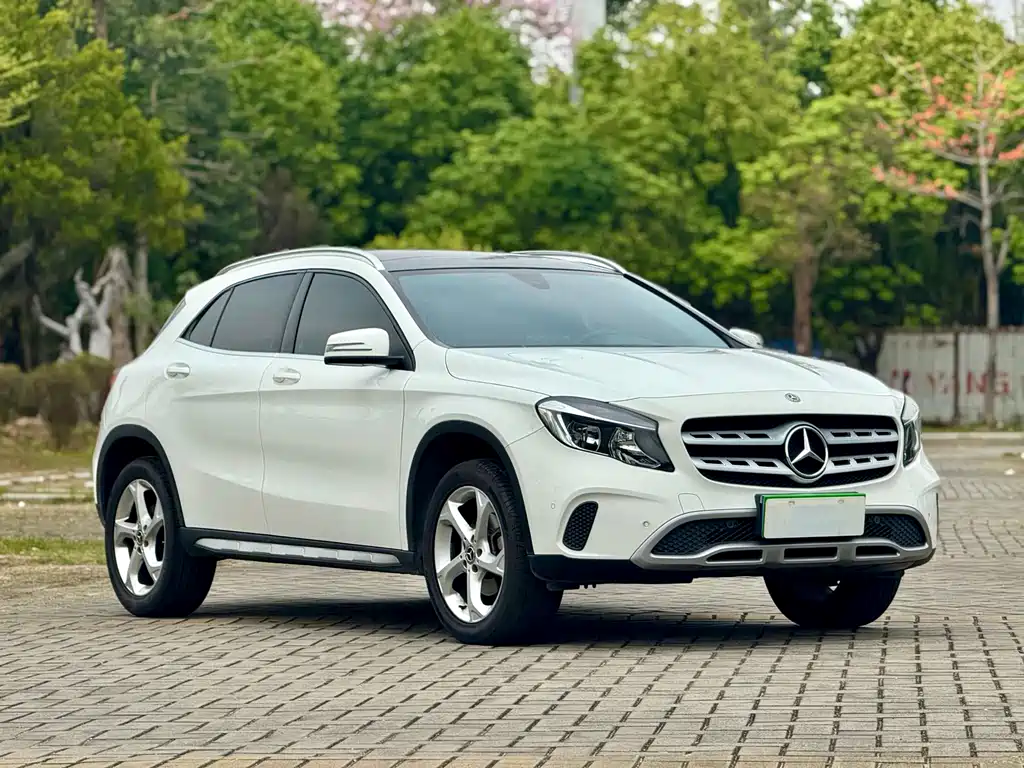 Mercedes-Benz GLA 2018 GLA 200 Dynamic купить на сайте DeffCars