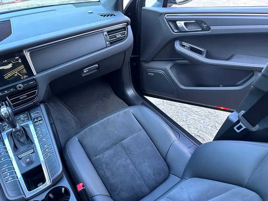 Macan 2018 Macan 2.0T купить на сайте DeffCars