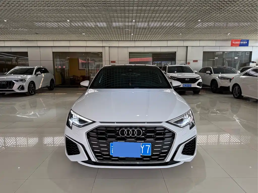 Audi A3 2023 A3L Limousine 35 TFSI Fashionable and Sporty купить на сайте DeffCars