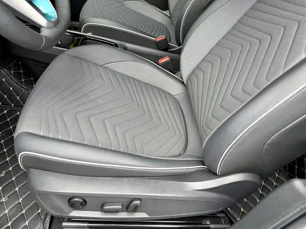 Volkswagen ID.3 2023 Pure Smart Edition купить на сайте DeffCars