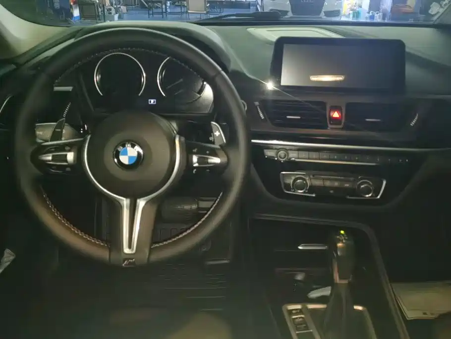 BMW 1 Series 2018 118i Sports купить на сайте DeffCars