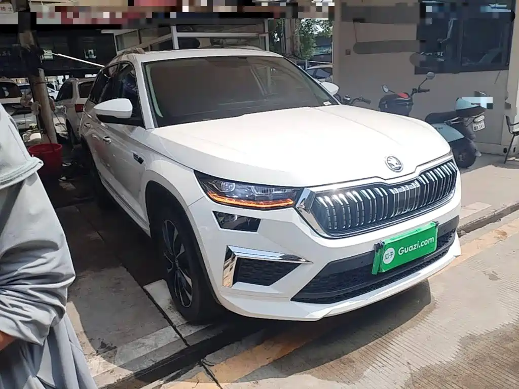 Kodiak 2022 facelift TSI330 7-seat two-wheel drive luxury version купить на сайте DeffCars