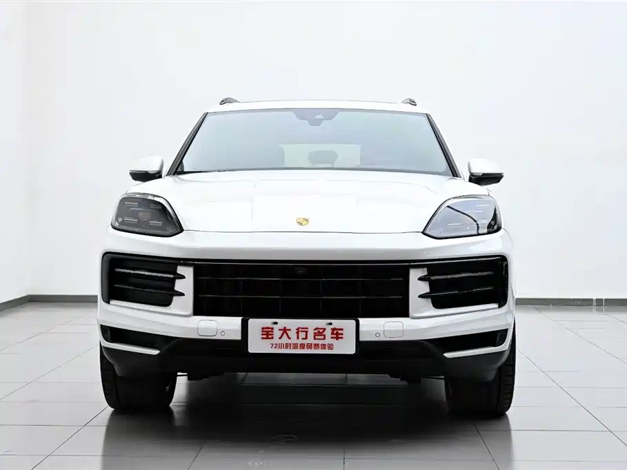 Cayenne New Energy 2024 Cayenne E-Hybrid 2.0T купить на сайте DeffCars