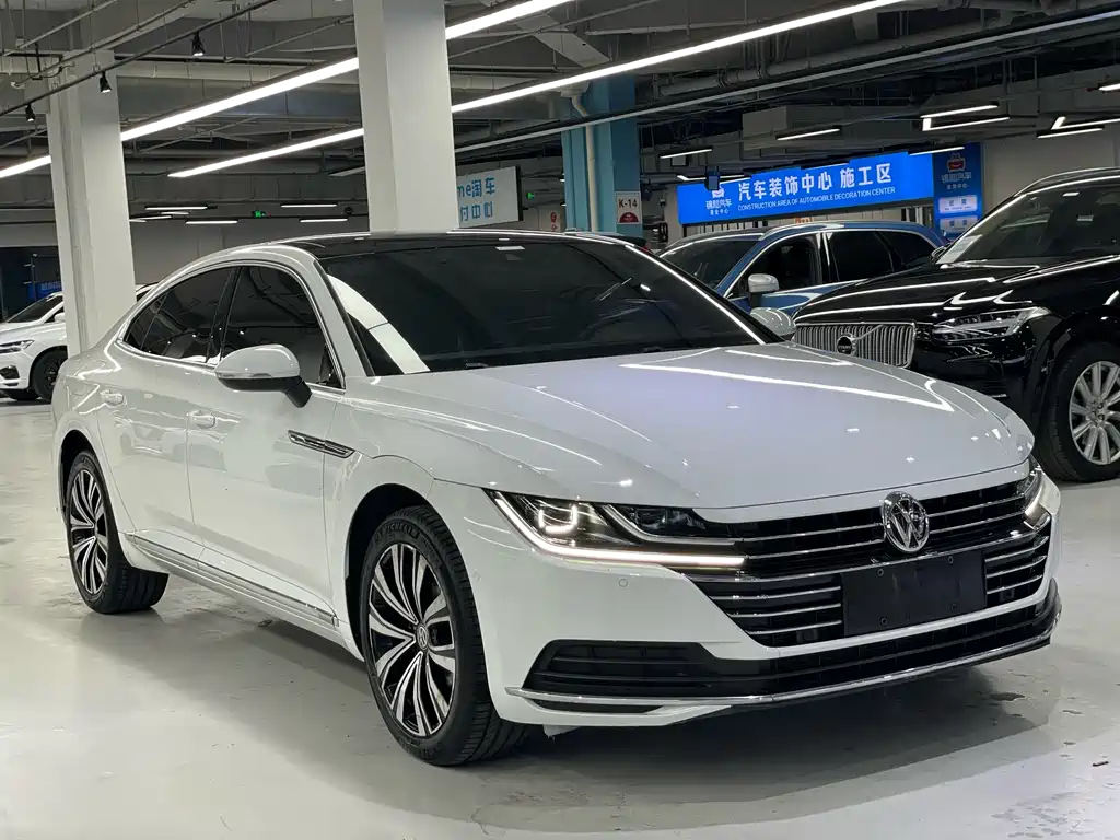 FAW-Volkswagen CC 2020 330TSI Charming Edition National VI купить на сайте DeffCars