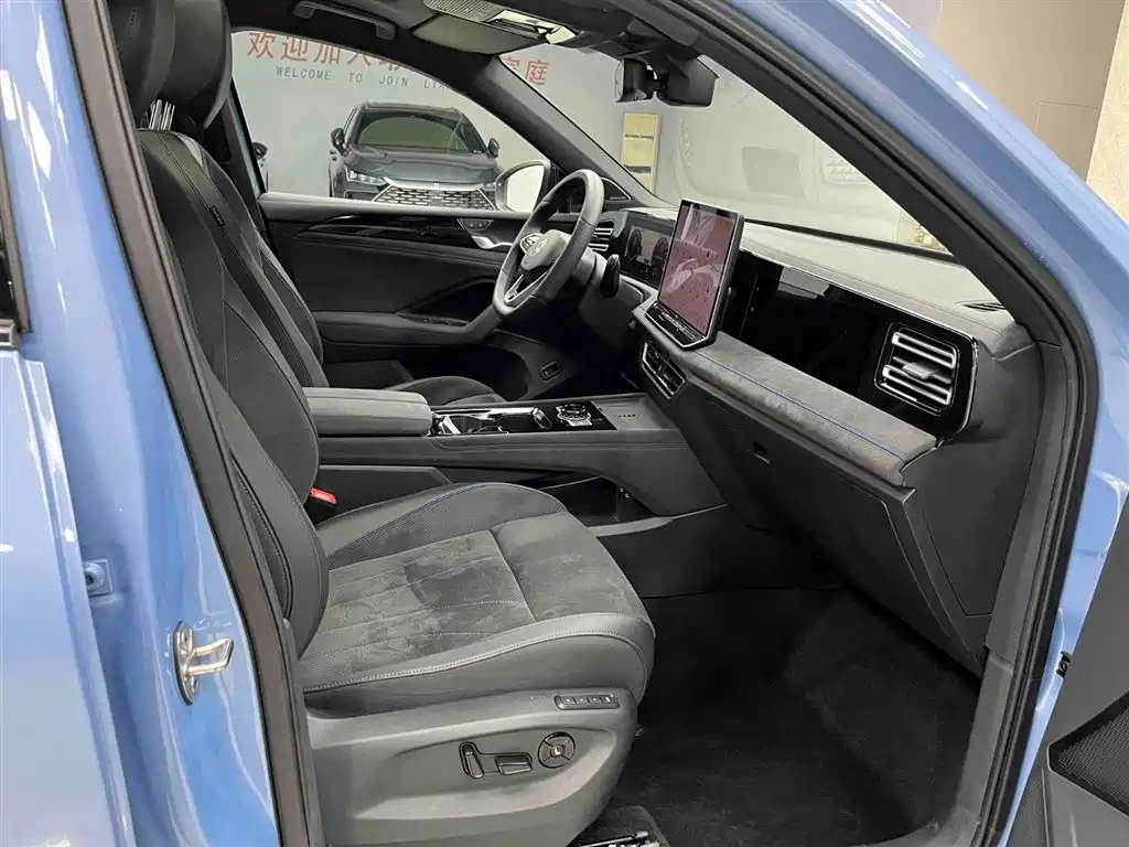 Tiguan L 2024 PRO 380TSI four-wheel drive R-Line Zhizun Edition купить на сайте DeffCars