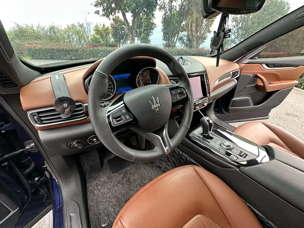 Levante 2016 3.0T standard model купить на сайте DeffCars