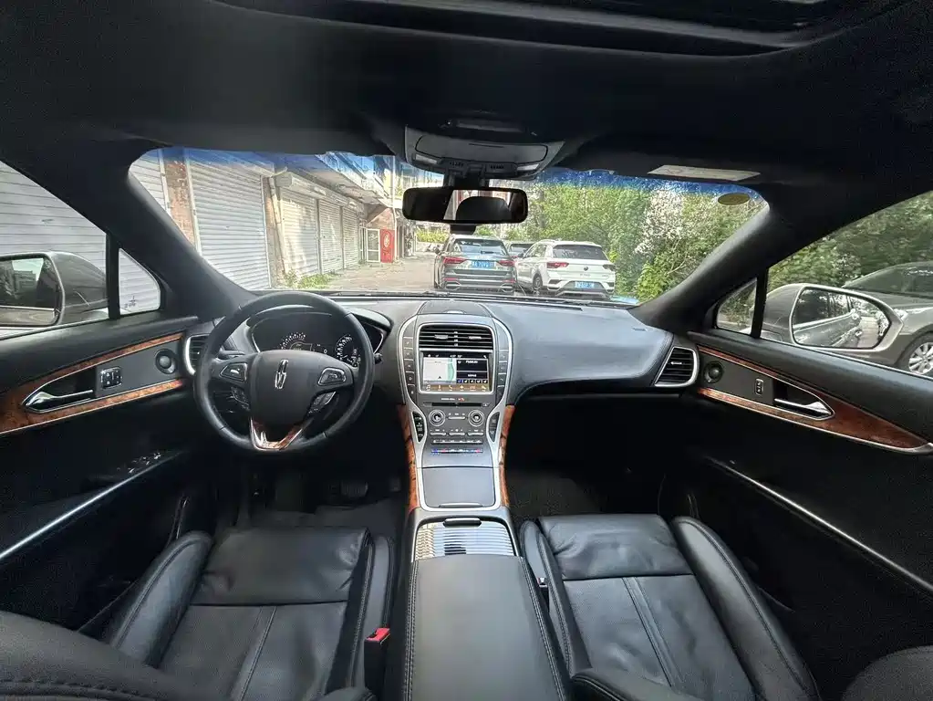 Lincoln MKX 2018 2.7T four-wheel drive premium version купить на сайте DeffCars