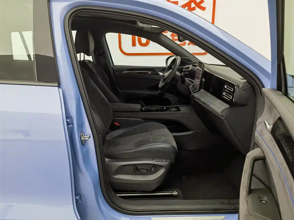 Tiguan L 2024 PRO 380TSI four-wheel drive R-Line Zhizun Edition купить на сайте DeffCars
