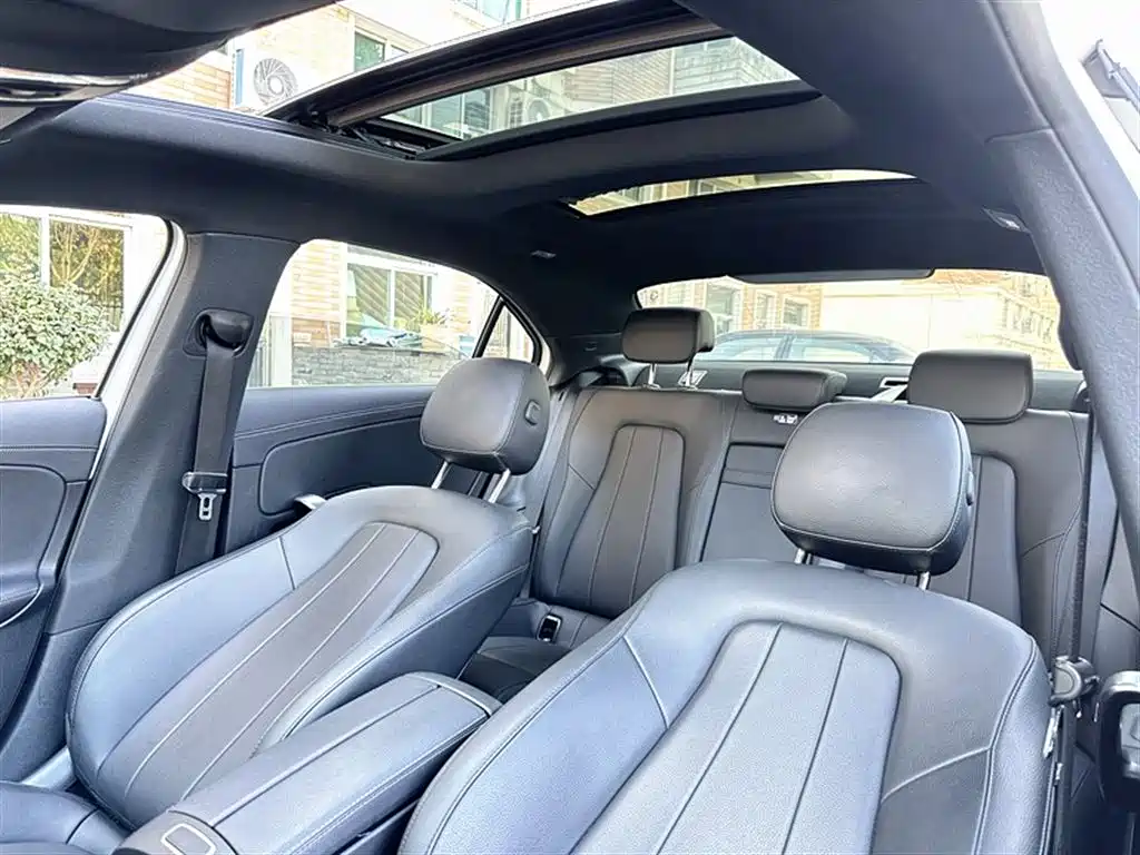Mercedes-Benz A-Class 2020 Model Two A 180 L Sports Sedan купить на сайте DeffCars
