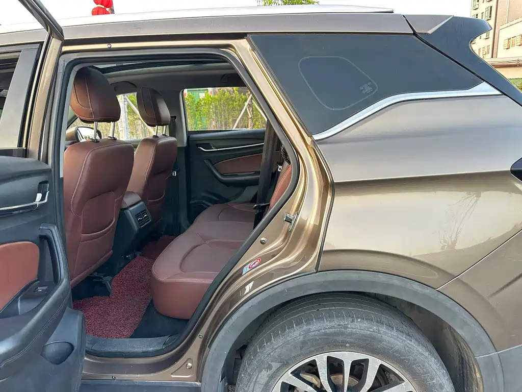 Zhonghua V6 2018 1.5T automatic premium model купить на сайте DeffCars