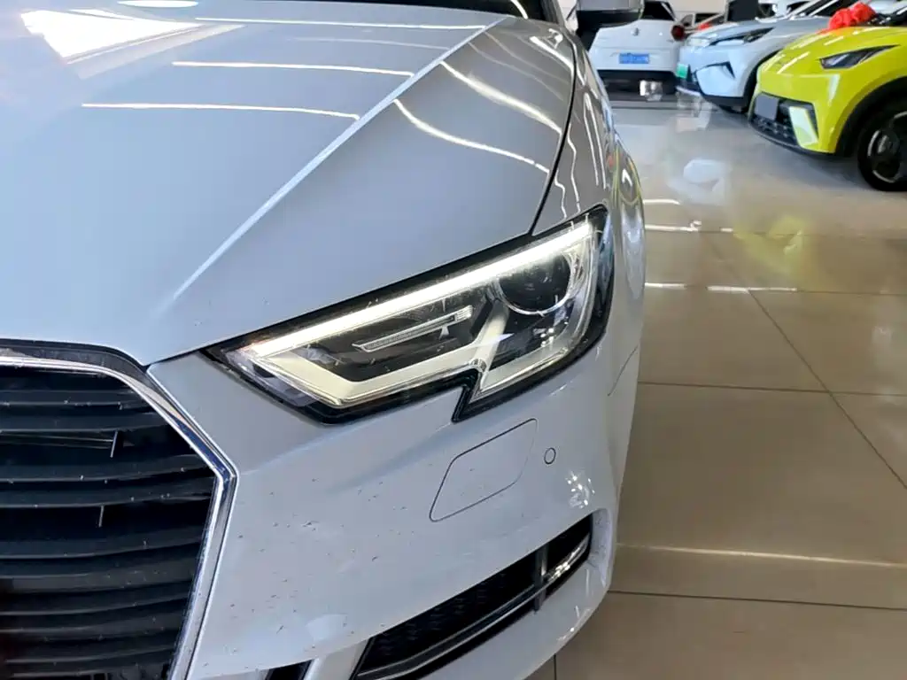 Audi A3 2018 30th anniversary model Sportback 35 TFSI fashionable model купить на сайте DeffCars