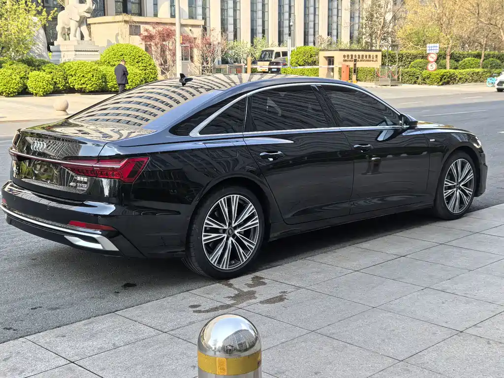 Audi A6L 2024 45 TFSI Premium Dynamic Model купить на сайте DeffCars