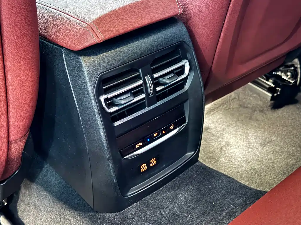 BMW 3 Series 2024 325i M Sports Night Package купить на сайте DeffCars