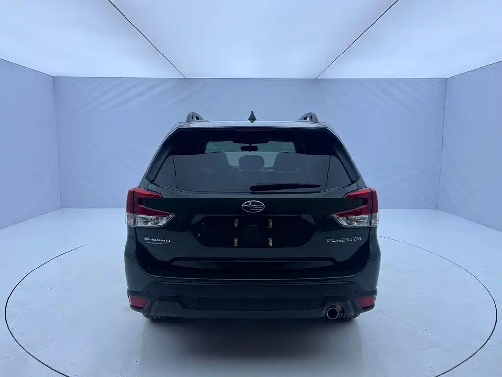 Forester 2022 2.0i AWD Deluxe Edition купить на сайте DeffCars