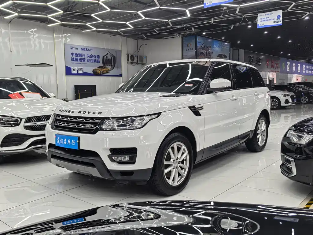 Range Rover Sport 2017 3.0 SC V6 SE купить на сайте DeffCars