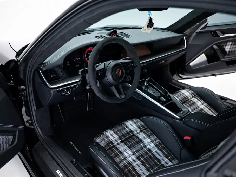 Porsche 911 2022 Turbo S 3.7T купить на сайте DeffCars