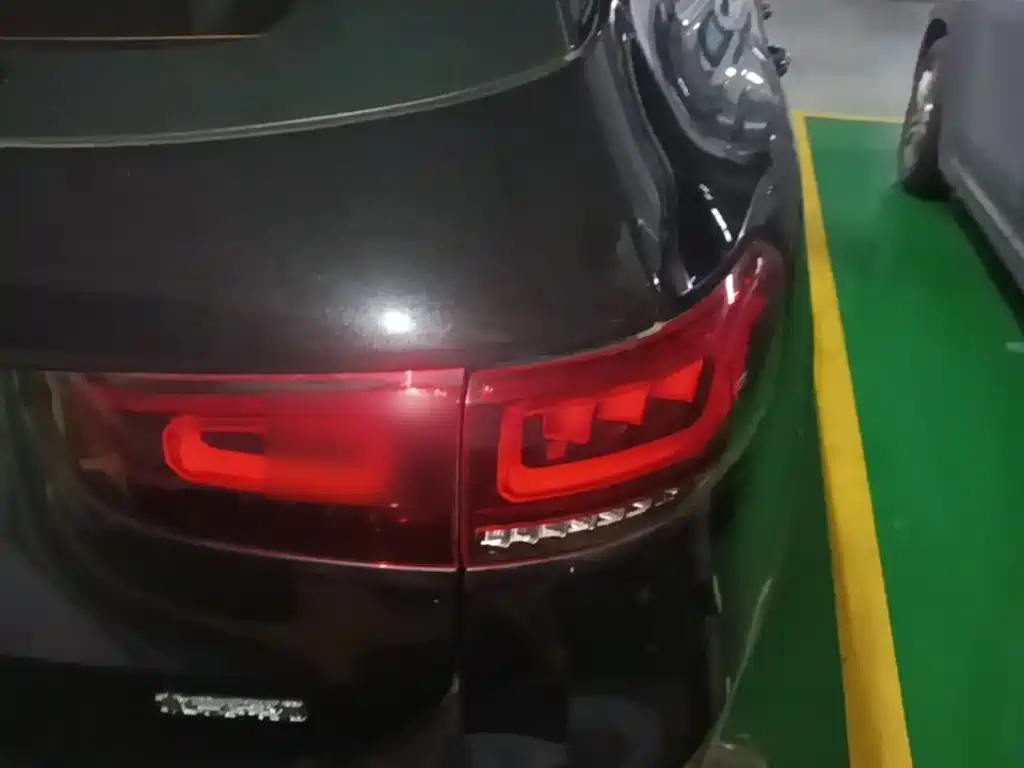 Mercedes GLB 2023 Model 200 Dynamic купить на сайте DeffCars