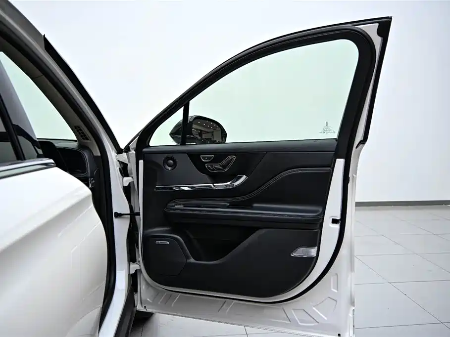 Adventurer 2024 2.0T four-wheel drive premium version купить на сайте DeffCars