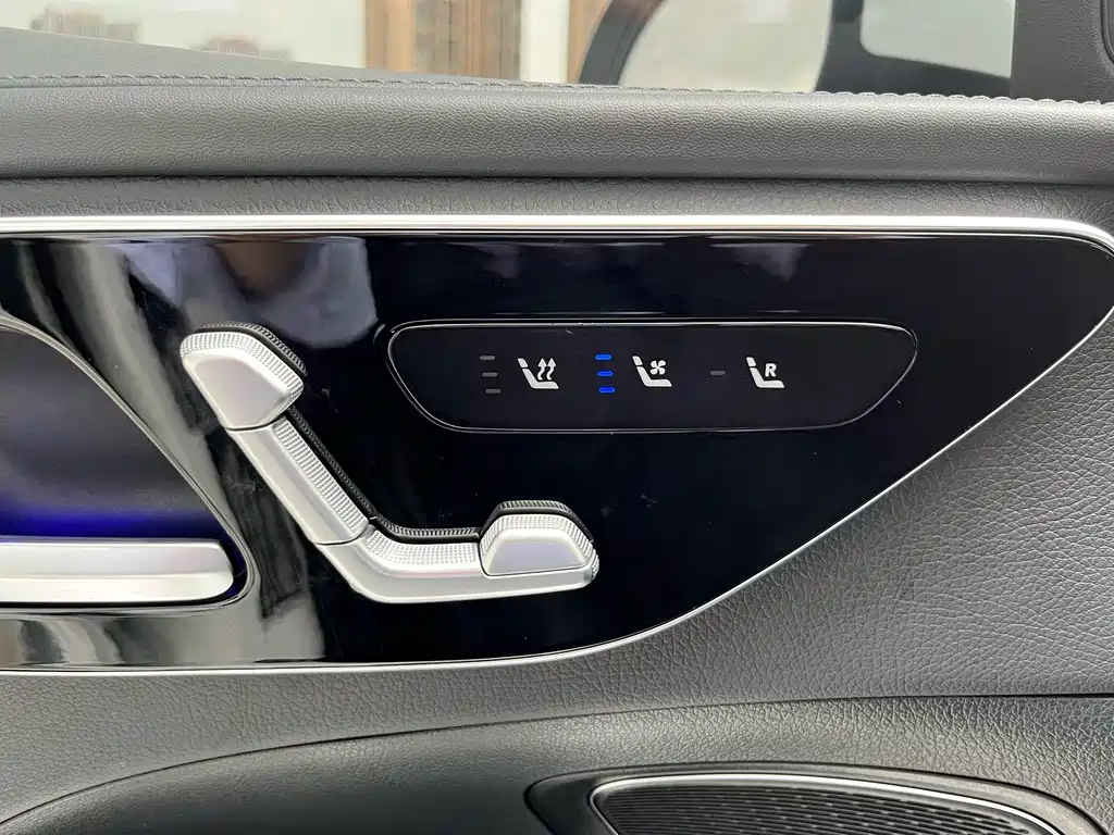 Mercedes-Benz C-Class 2023 C 260 L Sports Edition купить на сайте DeffCars