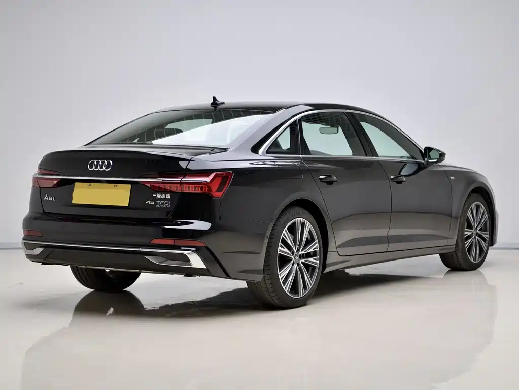 Audi A6L 2025 45 TFSI quattro premium dynamic model купить на сайте DeffCars