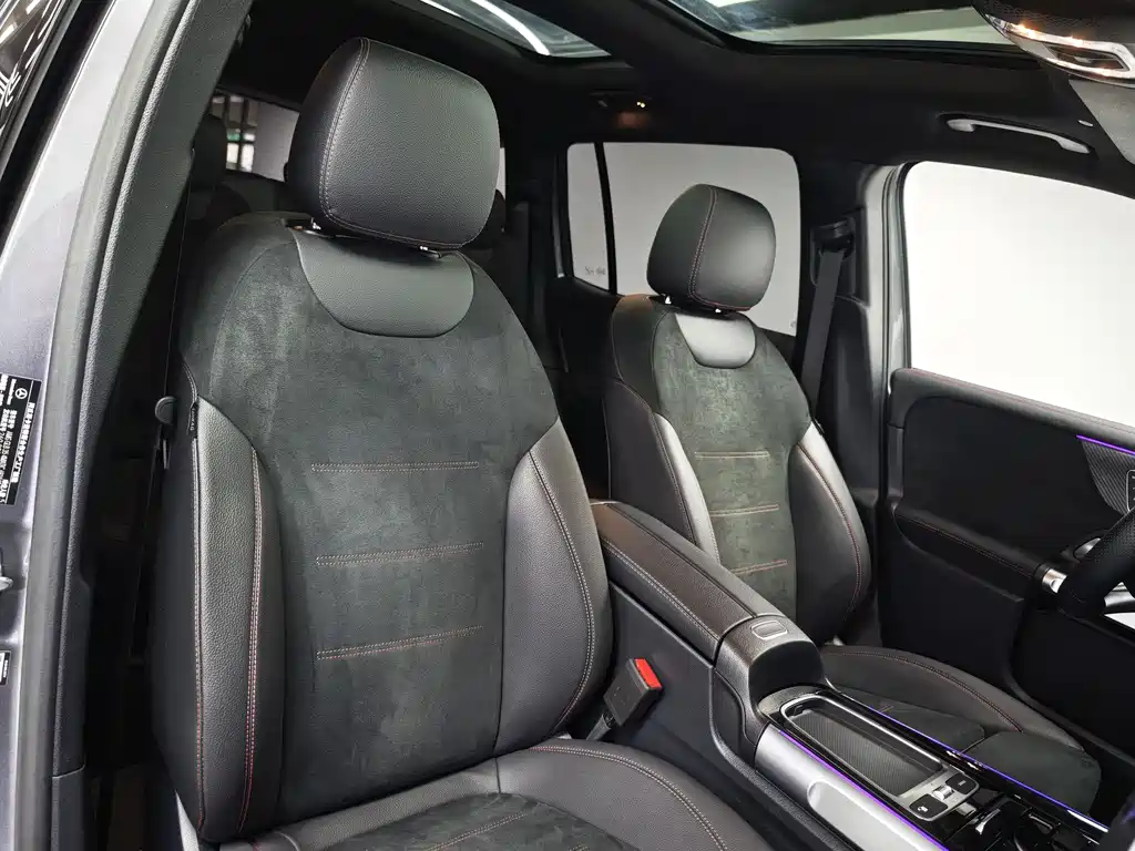 Mercedes-Benz GLB AMG 2024 AMG GLB 35 4MATIC купить на сайте DeffCars