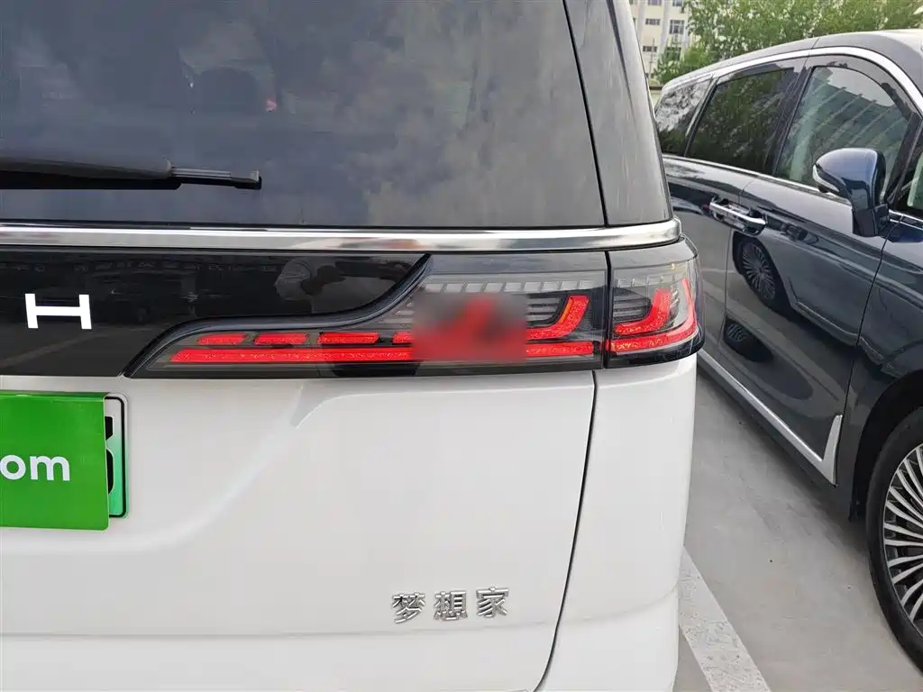 Lantu Dreamer 2025 PHEV four-wheel drive flagship Kunpeng version купить на сайте DeffCars