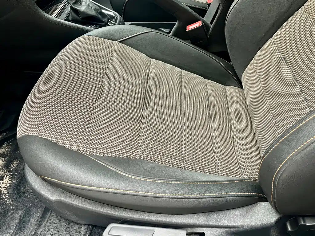 C-TREK Weiling 2018 230TSI DSG comfort model купить на сайте DeffCars