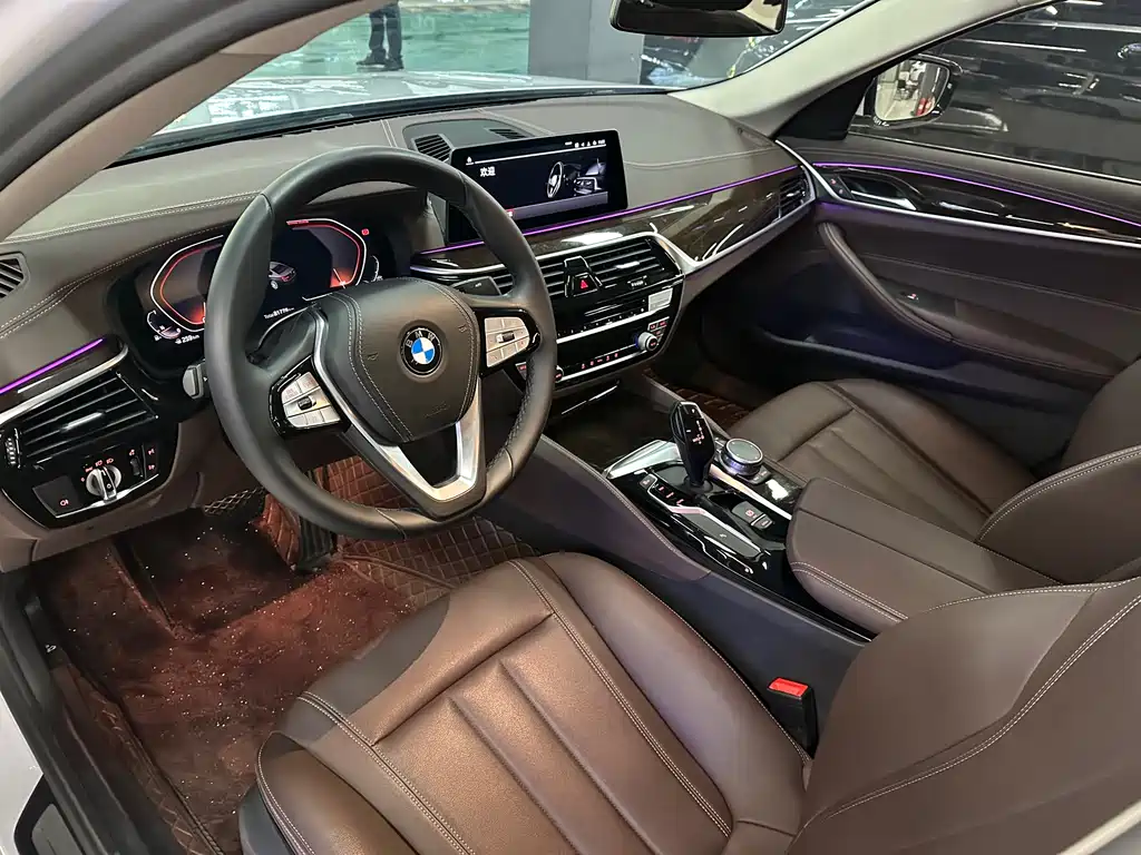 BMW 5 Series 2020 525Li Luxury Package купить на сайте DeffCars