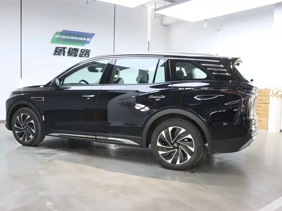 Hongqi HS7 PHEV 2024 2.0T PHEV four-wheel drive Qichang version 7 seats купить на сайте DeffCars
