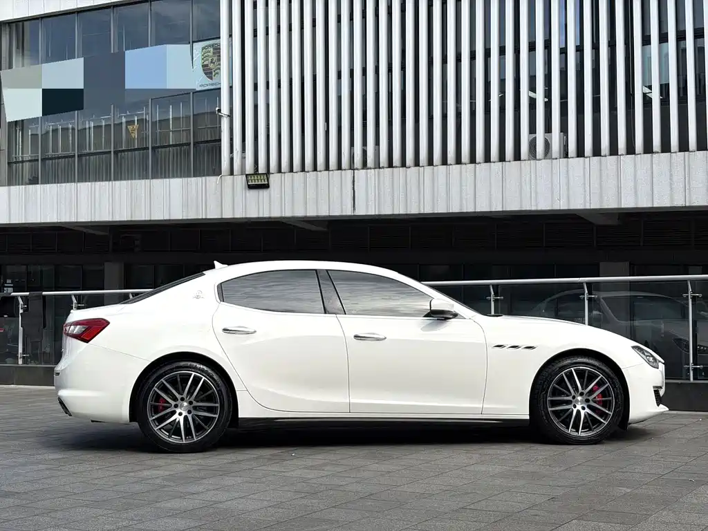 Ghibli 2019 3.0T Standard Edition National VI купить на сайте DeffCars