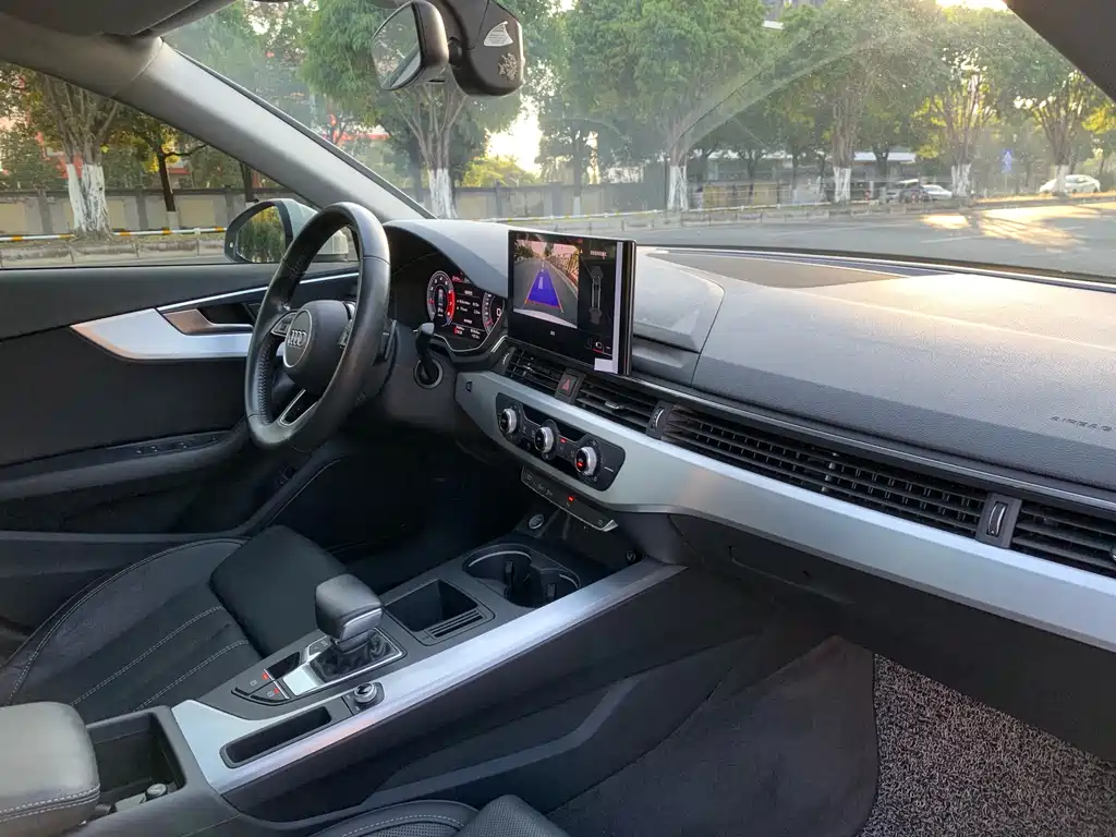 Audi A4L 2020 40 TFSI Fashionable and Dynamic купить на сайте DeffCars