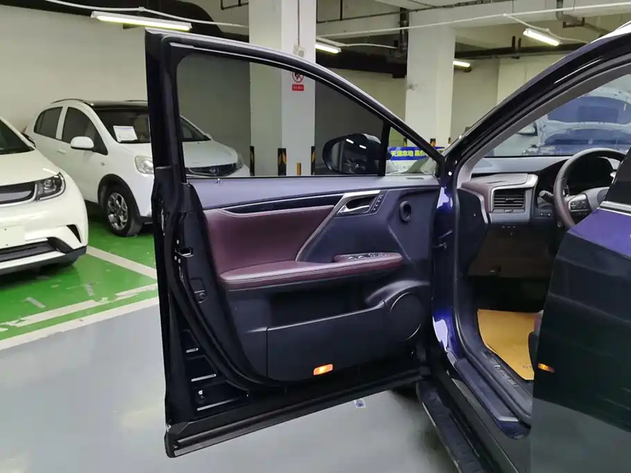 Lexus RX 2020 facelift 300 four-wheel drive elegant version купить на сайте DeffCars