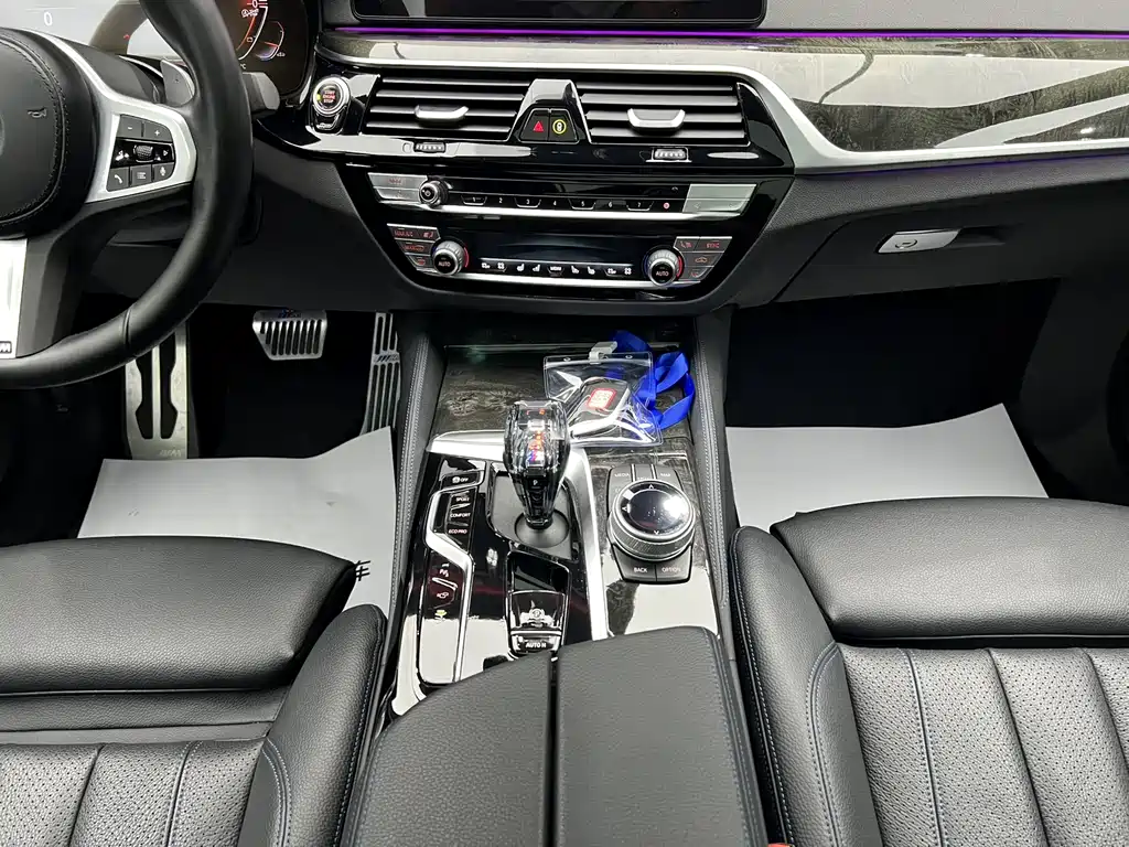 BMW 6 Series GT 2021 facelift 630i M Sports Package купить на сайте DeffCars