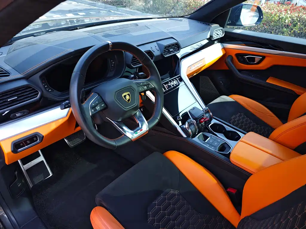Urus 2021 4.0T V8 купить на сайте DeffCars