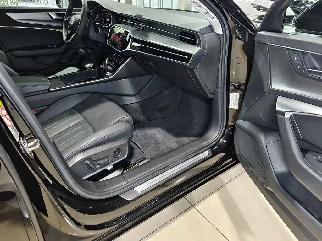 Audi A6L 2019 45 TFSI quattro premium model купить на сайте DeffCars