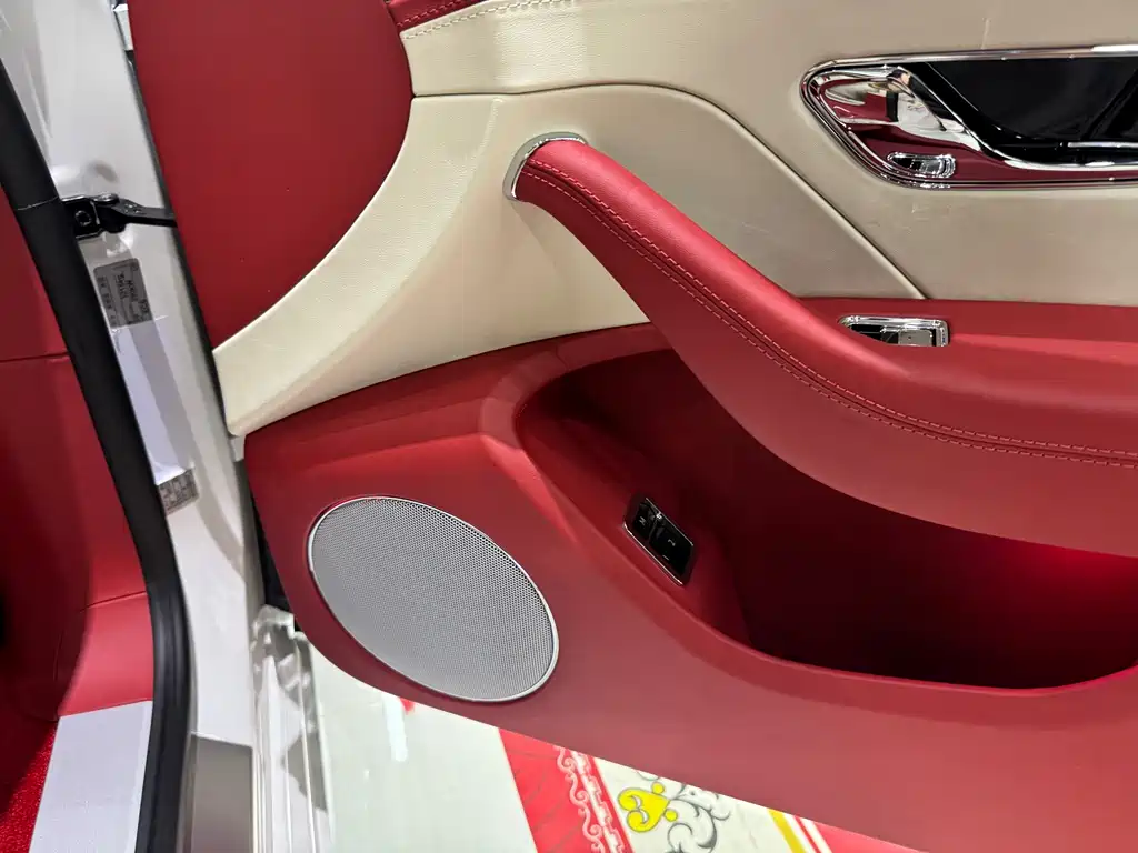 Flying Spur Plug-in Hybrid 2026 4.0T V8 Standard Edition купить на сайте DeffCars