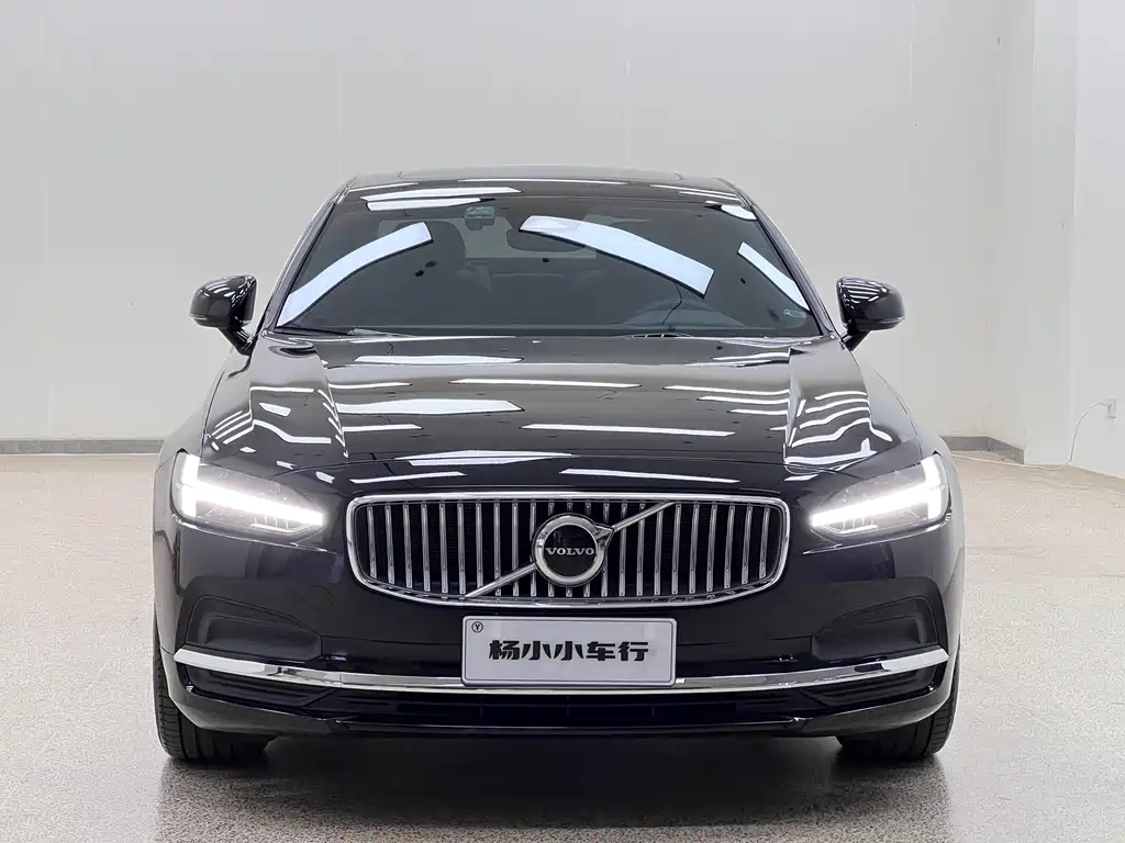 Volvo S90 2024 B5 Zhiyi Luxury Edition купить на сайте DeffCars