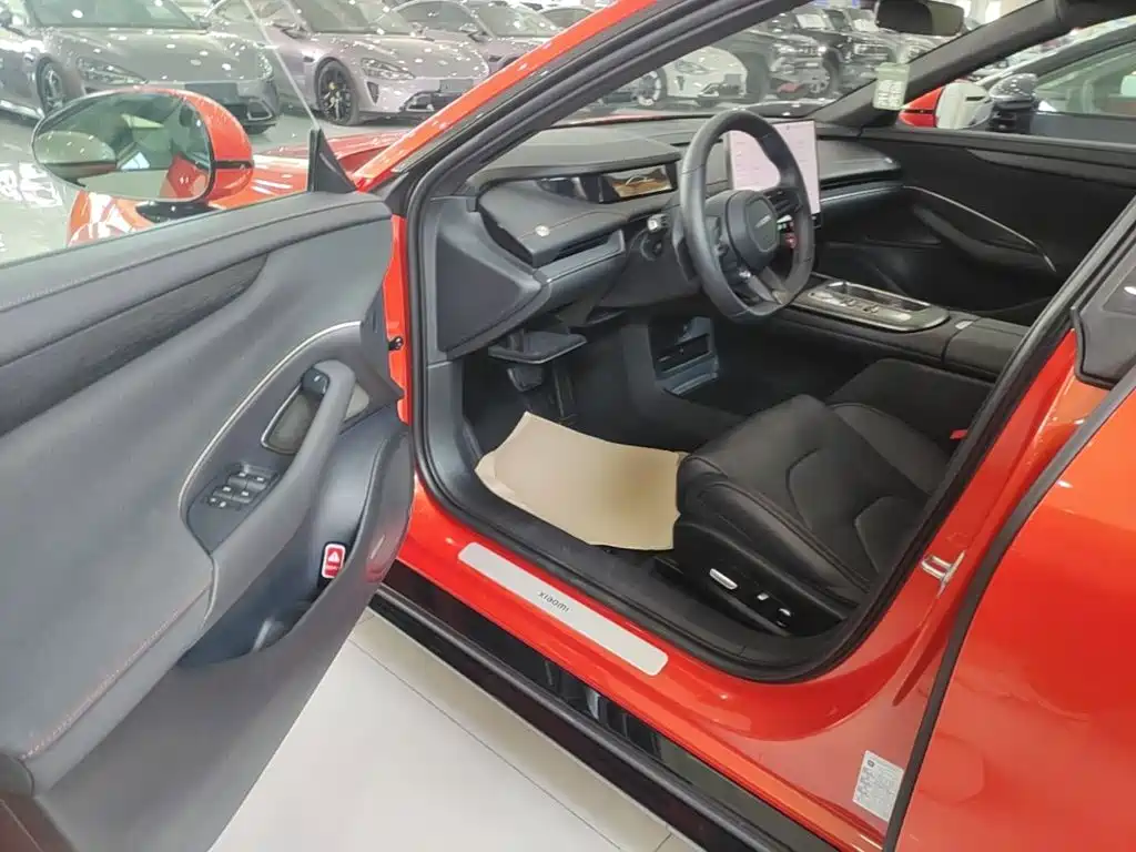 Xiaomi SU7 2024 rear-drive ultra-long battery life high-end smart driving Pro version купить на сайте DeffCars