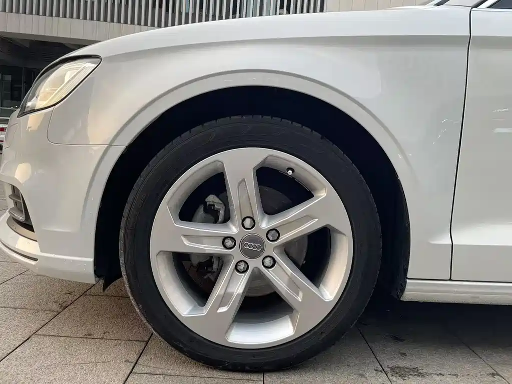 Audi A3 2019 Limousine 35 TFSI Enterprising National V купить на сайте DeffCars