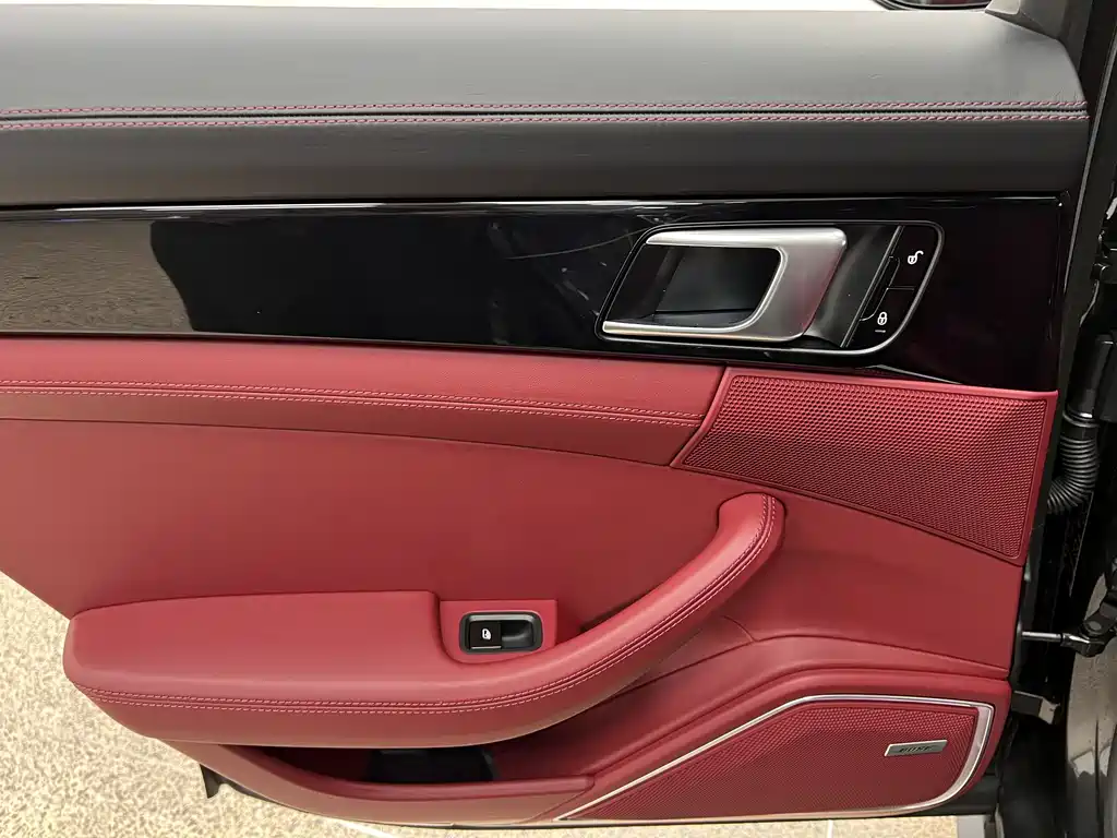 Panamera 2017 Panamera 3.0T купить на сайте DeffCars