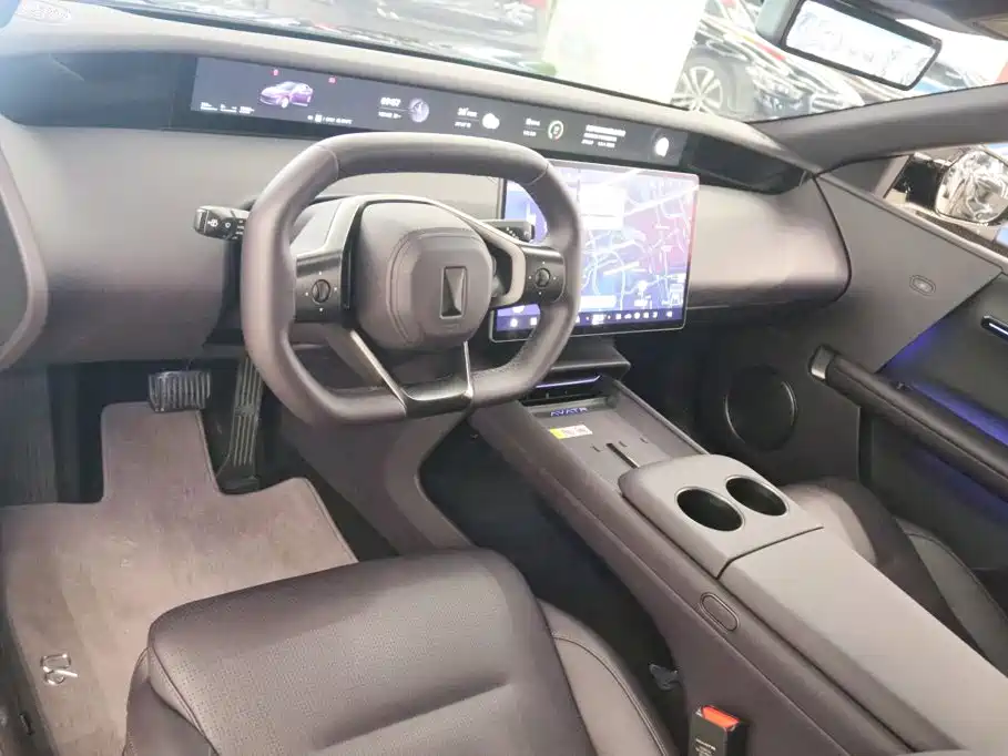 AVATR 06 2025 Ultra Electric Edition купить на сайте DeffCars