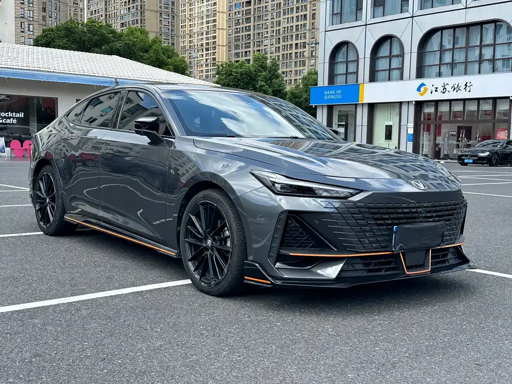 Changan UNI-V 2022 1.5T sports version купить на сайте DeffCars