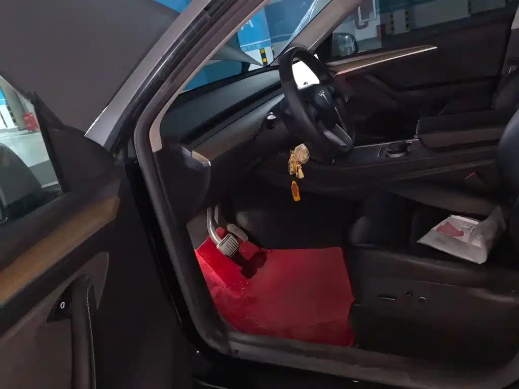 Model Y 2022 rear-wheel drive version купить на сайте DeffCars