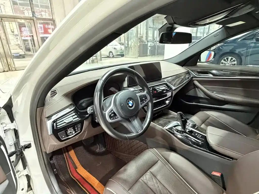 BMW 5 Series 2022 facelift 2 525Li M sports package купить на сайте DeffCars