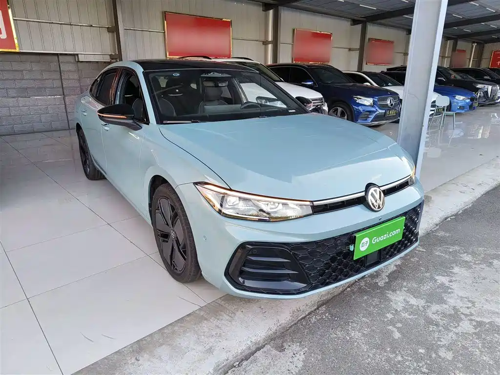Passat 2025 Pro 380TSI Star Dragon Edition купить на сайте DeffCars