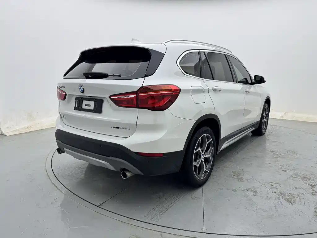 BMW X1 2019 xDrive20Li Exclusive Model купить на сайте DeffCars