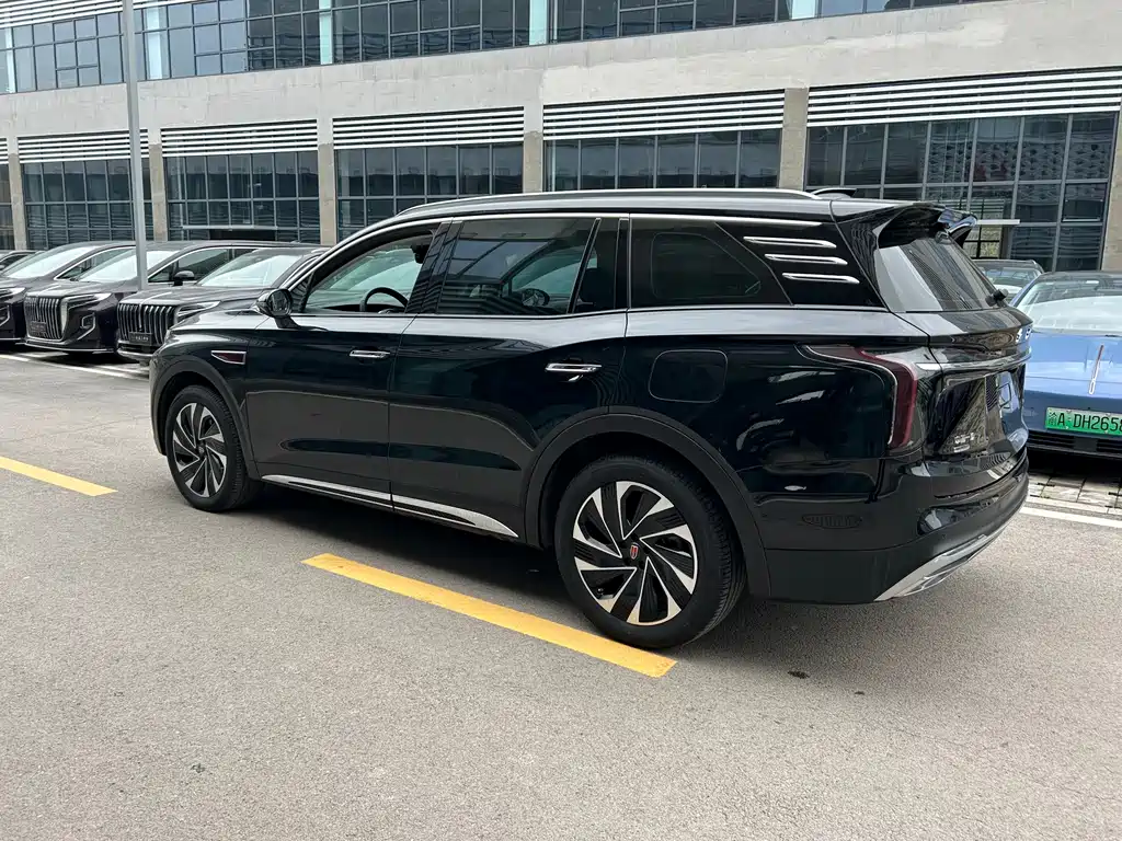 Hongqi HS7 PHEV 2024 2.0T PHEV four-wheel drive Qichang version 6 seats купить на сайте DeffCars